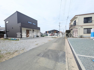 【前面道路含む現地写真】 | 浜松市中央区河輪町 2期 新築一戸建て 2号棟 | 前面道路です