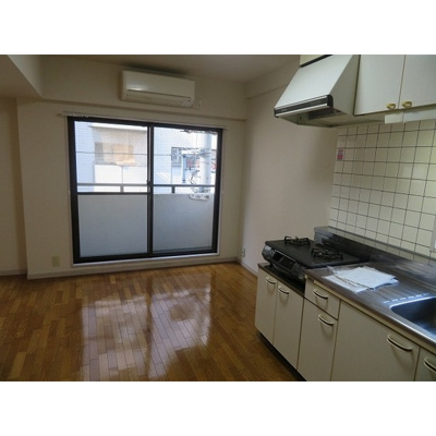 【居間・リビング】 | 高松ハイム | 居室