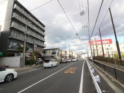 【周辺】 | ドロメンスカセ三番館