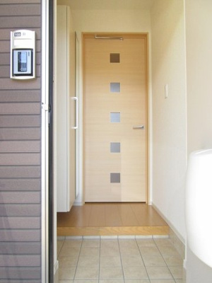 【玄関】 | シルバーグラスＢ