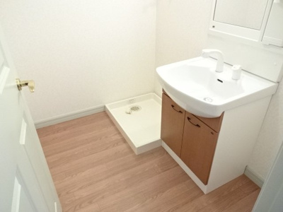 【洗面所】 | ラ・パレット | 洗面