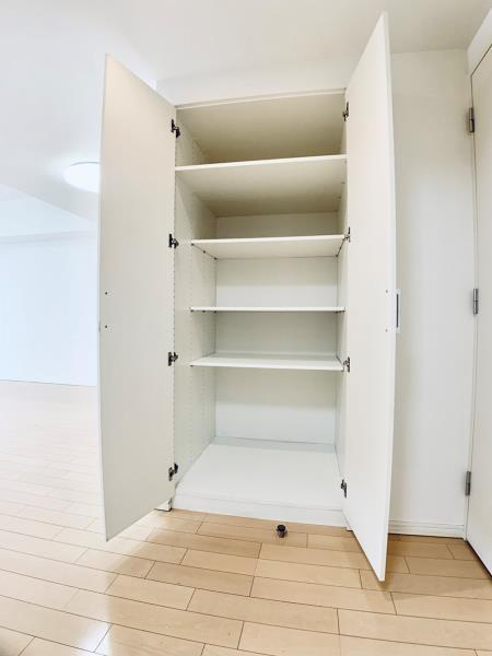 Ｂｒｉｌｌｉａ　ｉｓｔ　東雲キャナルコートの居間・リビング