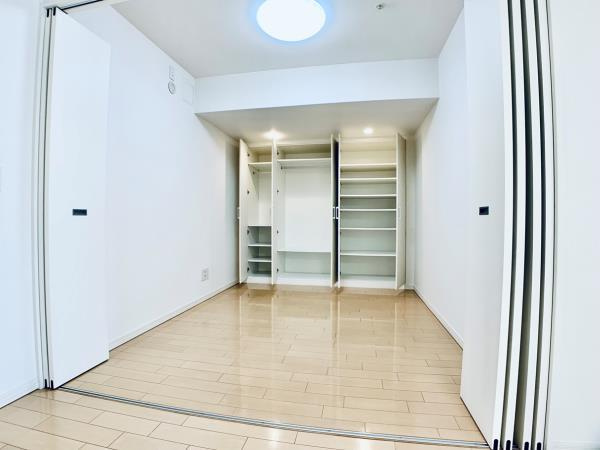 Ｂｒｉｌｌｉａ　ｉｓｔ　東雲キャナルコートの居間・リビング