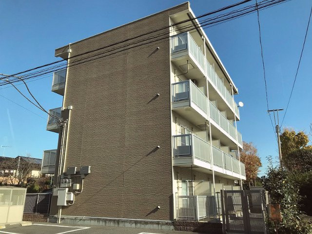 レオパレスグランドール