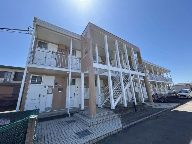 レオパレスアルシオネ飛路