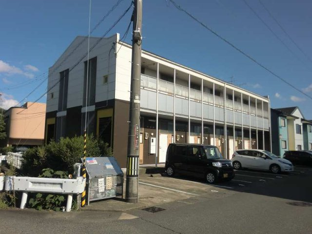 レオパレスみどりの外観