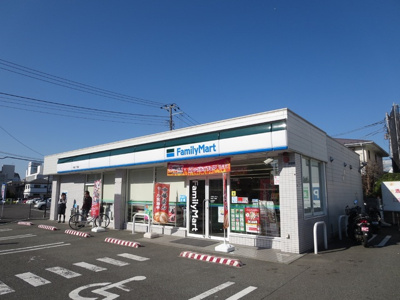 ファミリーマート大船二丁目店　40ｍ