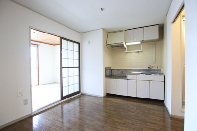 ★ダイニングテーブルが置けます★