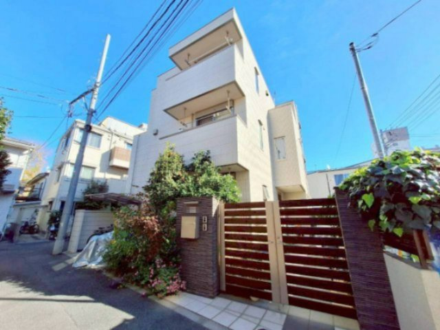 Ｖｉｌｌａ　Ｌｕｍｉｎｏｓａの外観|★ＨＥＢＥＬ　ＨＡＵＳの賃貸住宅へーベルメゾン★