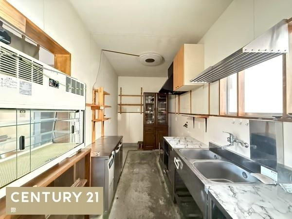 日高郡日高川町大字平川の中古一戸建のキッチン