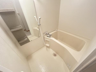 【浴室】 | ゼフィールD