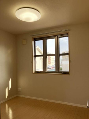 【洋室】 | カーサ・ヴィアソーレ