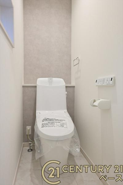 大和高田市西坊城 ２号地 ／新築一戸建のトイレ|■ウォシュレット完備！トルネード洗浄・フチなし形状でお手入れも楽々ですね！■