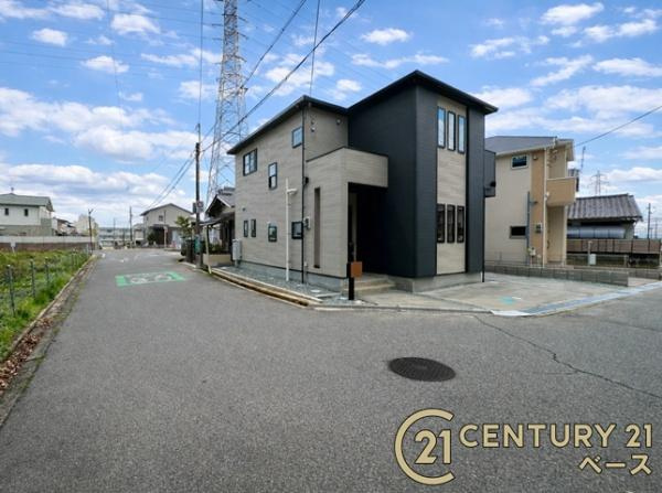 ファーストタウン星和台 １号棟 ／新築一戸建の前面道路含む現地写真