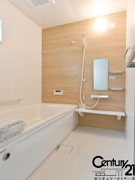 ファーストタウン星和台 １号棟 ／新築一戸建の内観：施工例|■ゆったり１坪サイズ！足を伸ばしての入浴は疲れも癒してくれます！■