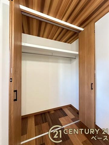 香芝市逢坂２丁目　一戸建の収納