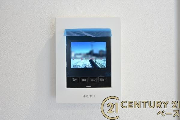 大和高田市西坊城 １号地 ／新築一戸建の内装|■ＴＶモニター付きインターホンで防犯対策もバッチリ！来客も一目でわかり安心です！■