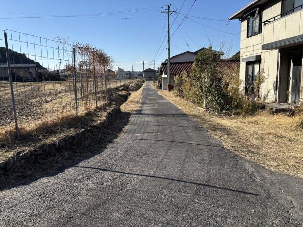岡崎市細光町・中古戸建の前面道路含む現地写真|前面道路です。