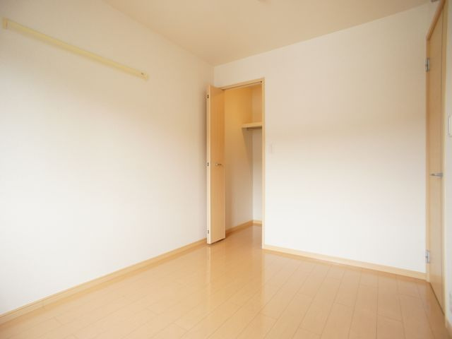 【子供部屋】 | ヴァンヴェールⅡ | お部屋がスッキリ！充実収納付きです♪