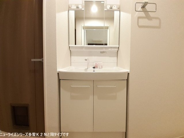 フォンテーヌⅢ　Ｂの洗面所