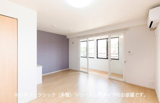 フォンテーヌⅢ　Ｃの居間・リビング