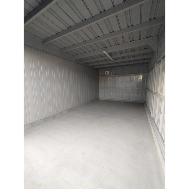 未来ガレージの内装|写真A号室です