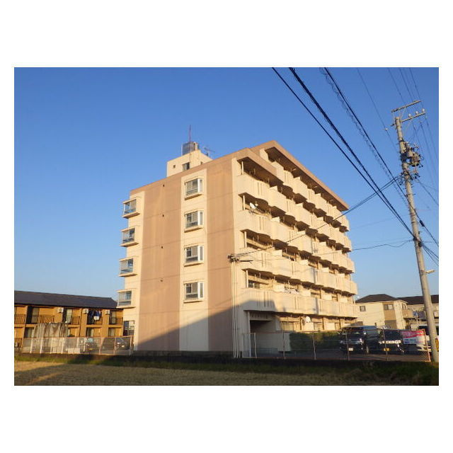 岐阜市柳津町梅松４丁目のアパートの外観