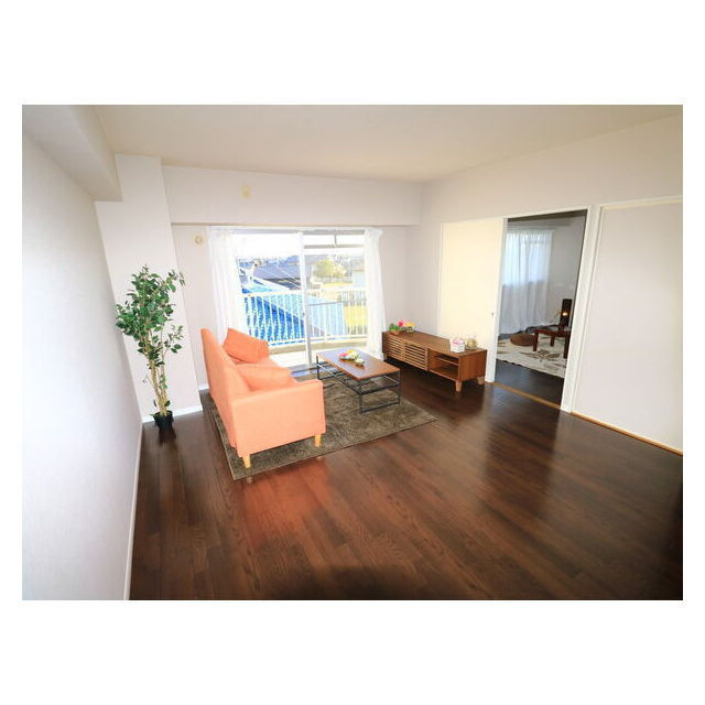 シェラトン広瀬の居間・リビング