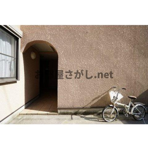 ちきゅうハウスの外観|駐輪スペース