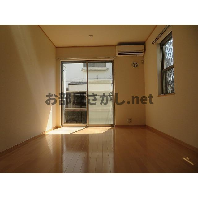 ちきゅうハウスの居間・リビング