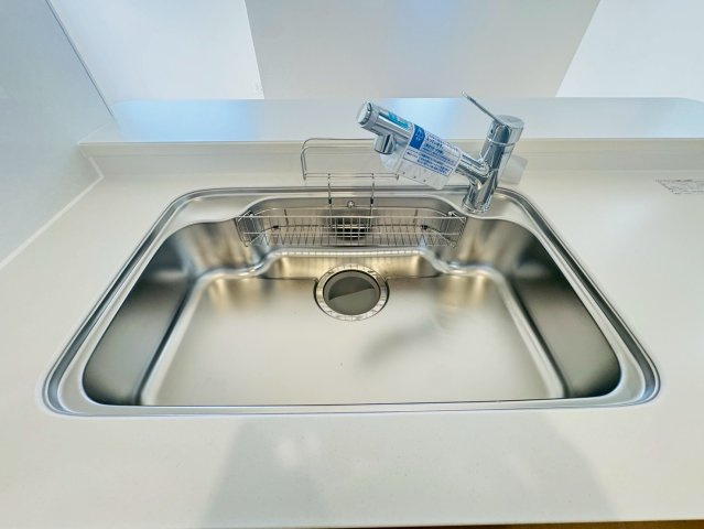 ■■うるま市与那城屋慶名－2号棟（全3棟）のキッチン|キッチンでお料理をお楽しみください