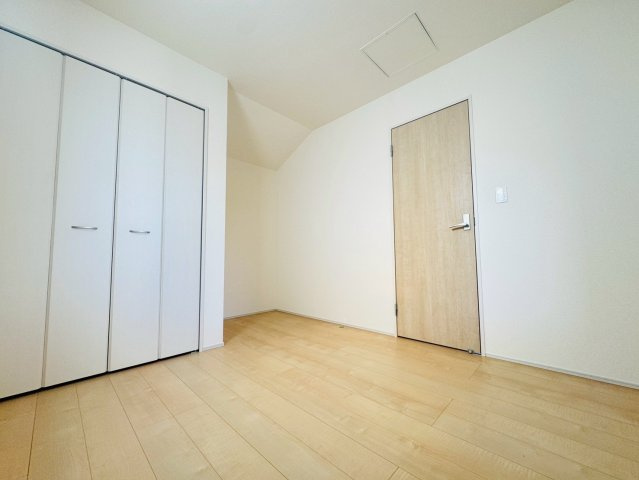 ■■うるま市与那城屋慶名－2号棟（全3棟）の洋室|洋室です