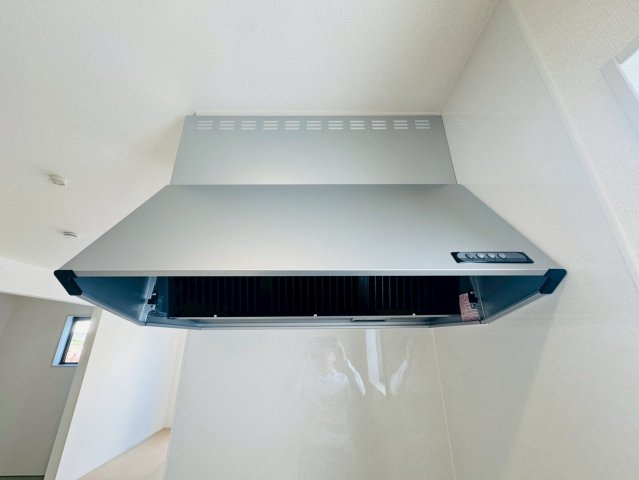 ■■うるま市与那城屋慶名－1号棟（全3棟）の玄関|明るい玄関です