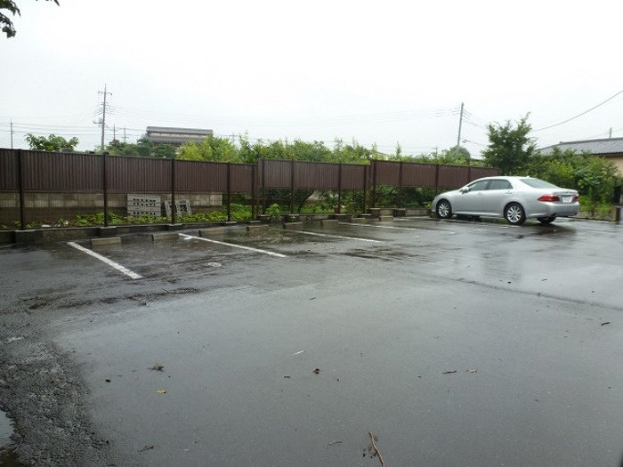 アクア・コーチェの駐車場