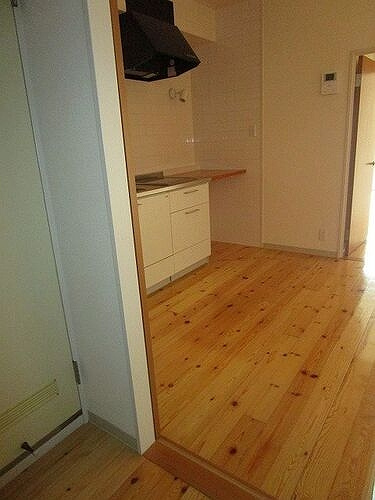 レスポワールみずほ台のその他|廊下からのキッチン　※前回募集時2017年3月撮影