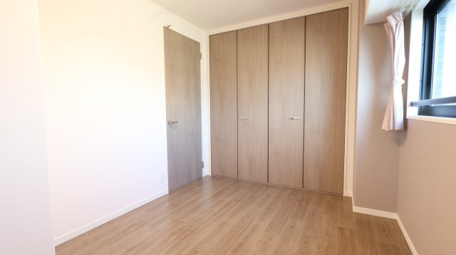 アルファステイツ天神町の玄関