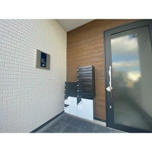 【エントランス】 | LE COCON 半田