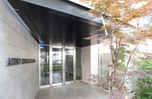 AZEST大山東のエントランス