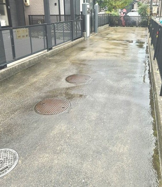 六ツ師女夫越戸建の駐車場
