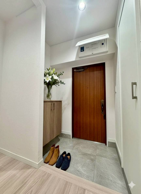 【玄関】 | ライオンズマンション平尾 | ※家具はイメージです。