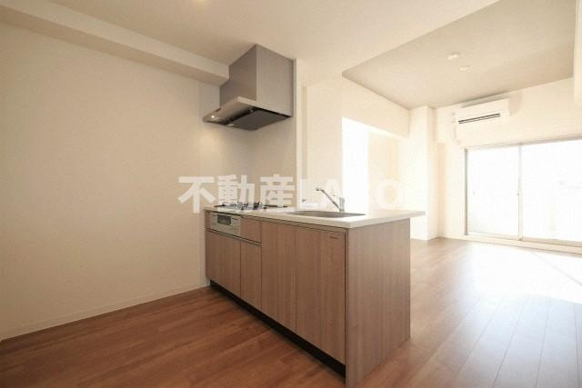 プレサンスNEO九条ディアシスのキッチン