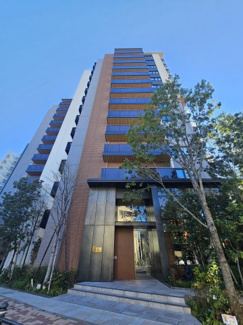 【外観】 | ライオンズ南千住グランプレイス | 街並みに都会性と潤いをもたらしながら、1人の時間と家族との時間をより快適に過ごすためのサードプレイス的共用空間をもたらす全１８１邸