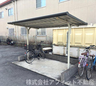 【その他共用部分】 | プルミエ | 屋根付き駐輪場