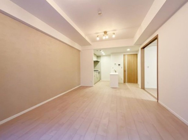 【居間・リビング】 | コスモ小竹向原メユール | 家族とのコミュニケーションを促進する拘り設計。快適な居住空間を演出し、都市型生活をより潤いある時間へ代えてくれます。