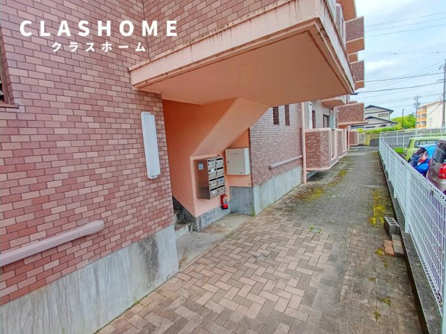 ヴェルドミール江坂B館　　刈谷市の賃貸ならクラスホーム刈谷店のエントランス