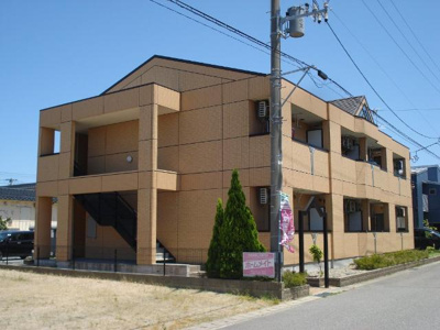 【外観】 | イーストヒルズ | 外観写真（昼）