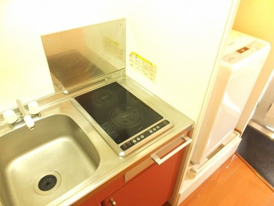 【キッチン】 | レオパレスＴｗｉｎｋｌｅ | コンパクトなキッチンで掃除もラクラク