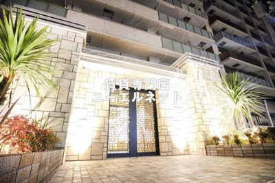 【外観】 | プレジオ江坂SOUTH | シンプルで洗練されたデザインが毎日の暮らしに心地よさをプラス