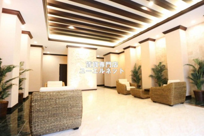 【エントランス】 | プレジオ江坂SOUTH | 毎日通る場所だからこそ、洗練された空間に