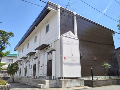 【外観】 | レオパレスあかみち | 外観は落ち着いています